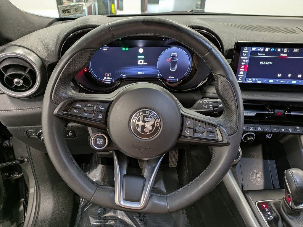 Used 2024 Alfa Romeo Tonale Ti w/ Premium Interior Package image 19