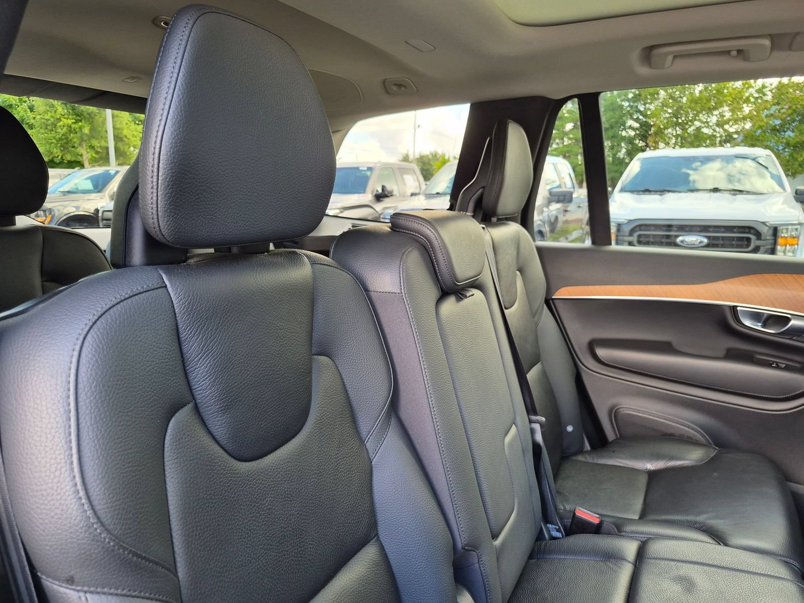 Used 2023 Volvo XC90 T8 Plus w/ Protection Package AWD/4WD image 35