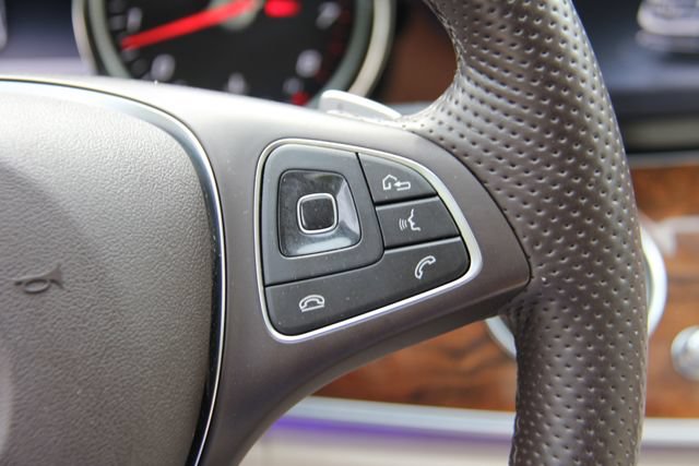 Used 2017 Mercedes-Benz E 300 4MATIC image 23