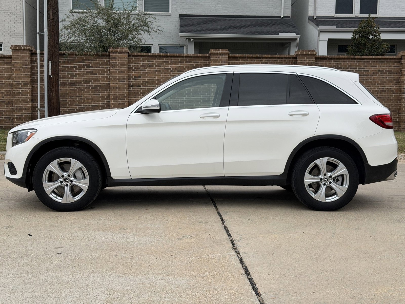 Used 2018 Mercedes-Benz GLC 300 image 10
