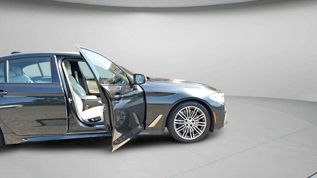 Used 2019 BMW M550i xDrive AWD/4WD image 25
