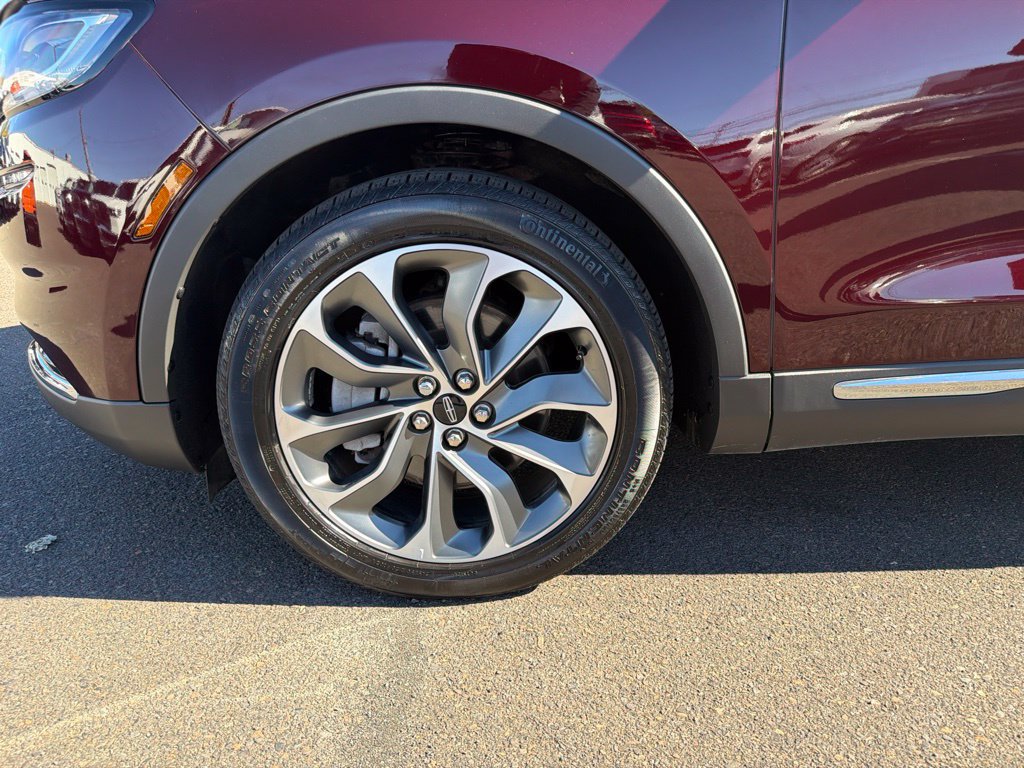 Certified 2023 Lincoln Nautilus Reserve AWD/4WD image 30