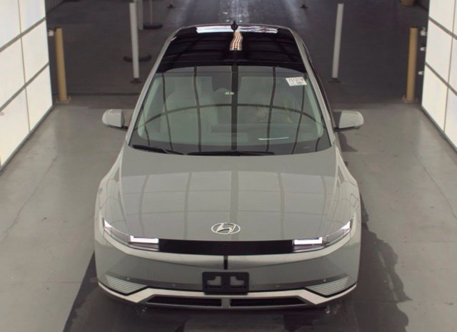 Used 2024 Hyundai Ioniq 5 Limited AWD/4WD image 2