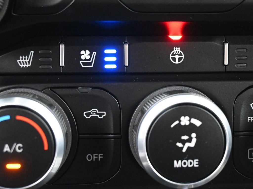 Used 2022 RAM 1500 Laramie image 18