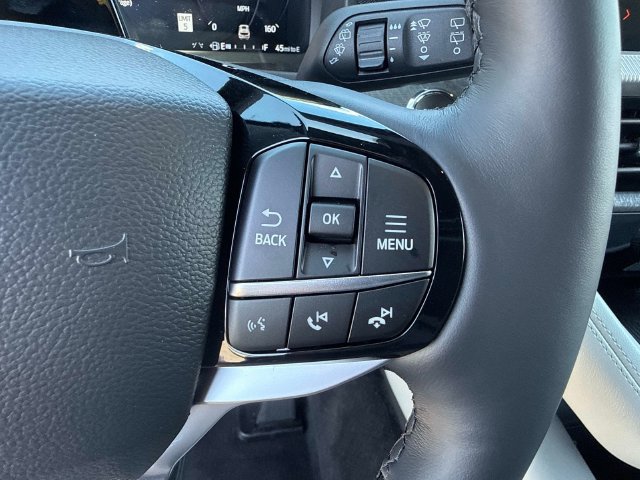 New 2027 Ford Explorer Platinum w/ 3.0L Ultimate Package RWD image 31