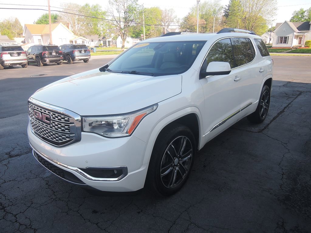Used 2017 GMC Acadia Denali w/ Technology Package AWD/4WD image 3