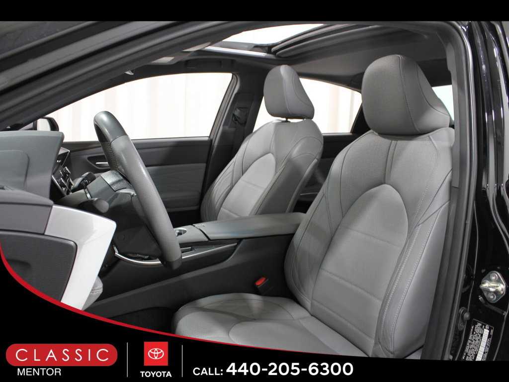 Certified 2019 Toyota Avalon Limited image 5