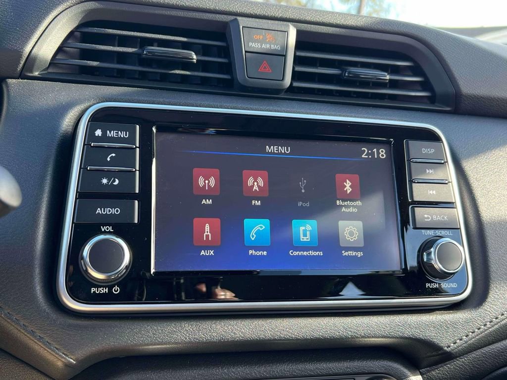 Used 2025 Nissan Versa S image 26