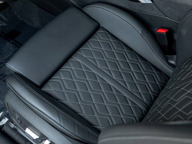 New 2025 Audi SQ6 e-tron Prestige image 15