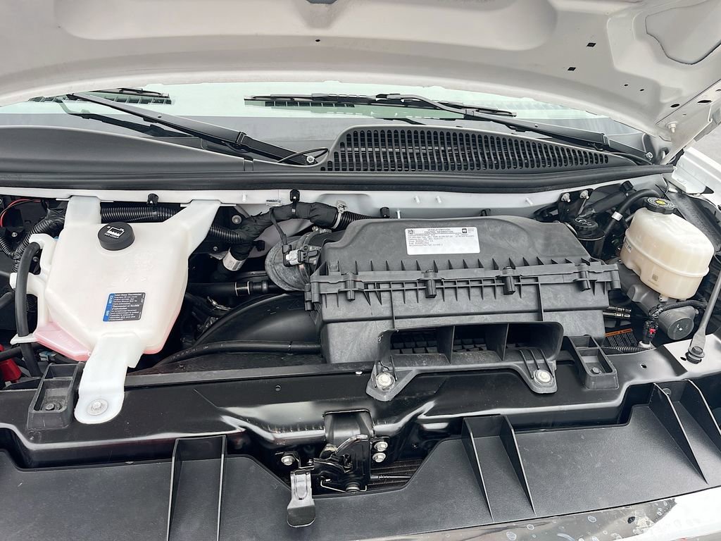 Used 2024 GMC Savana 2500 w/ Driver Convenience Package image 27