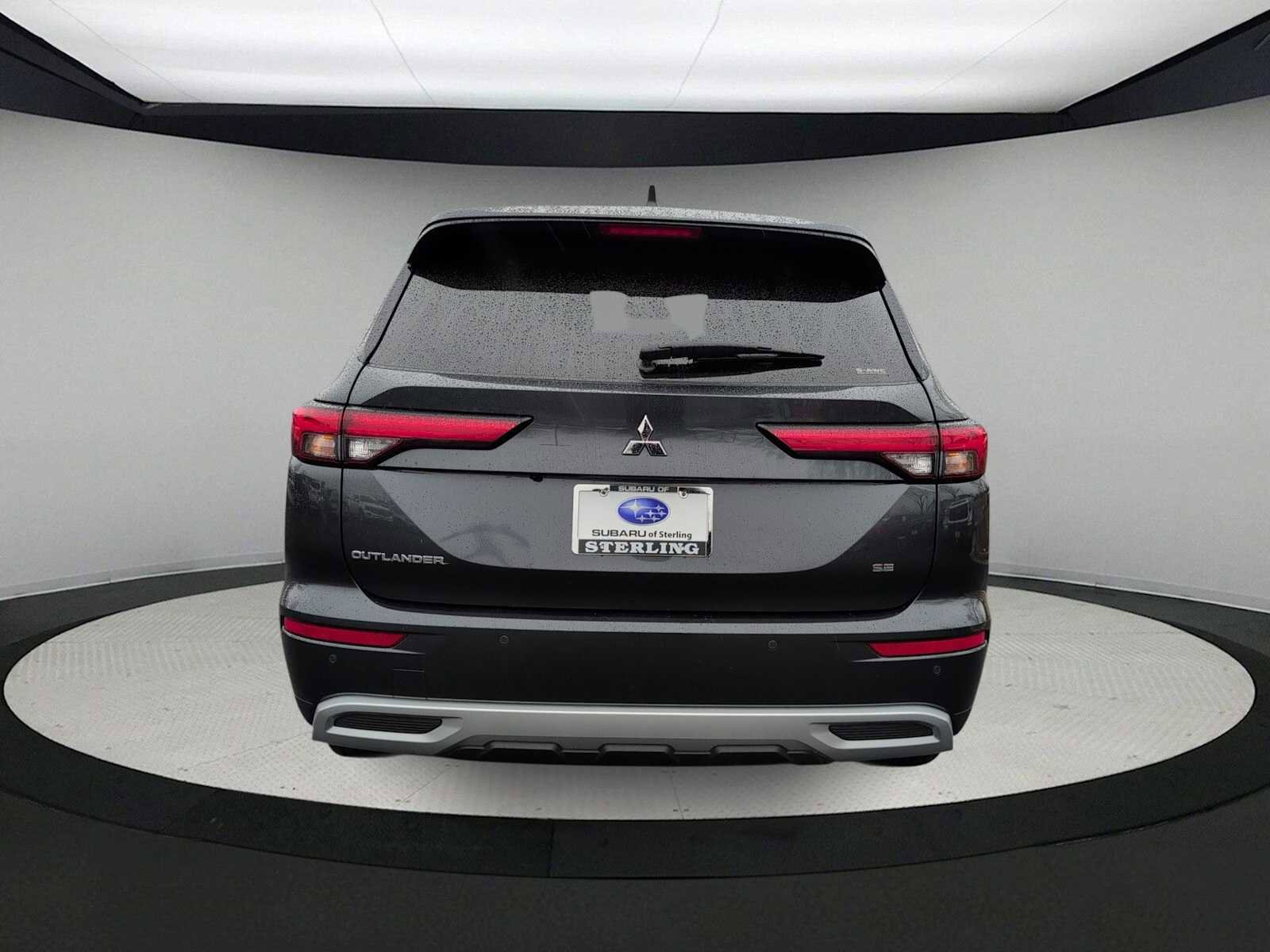 Used 2024 Mitsubishi Outlander SE image 7