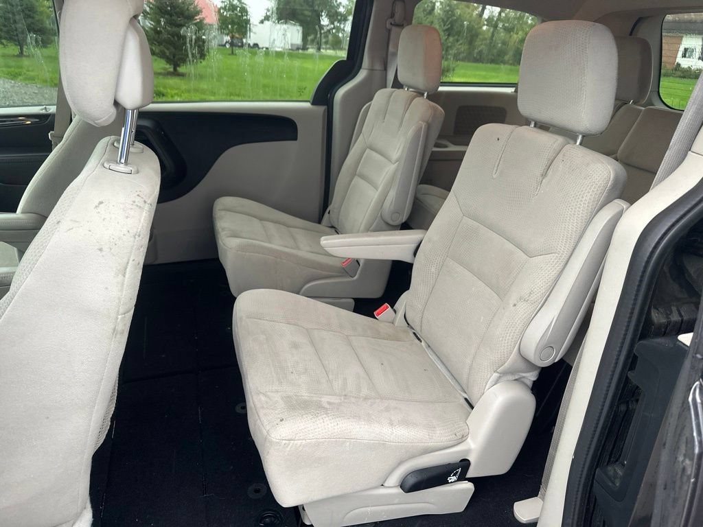 Used 2015 Dodge Grand Caravan SXT FWD image 15