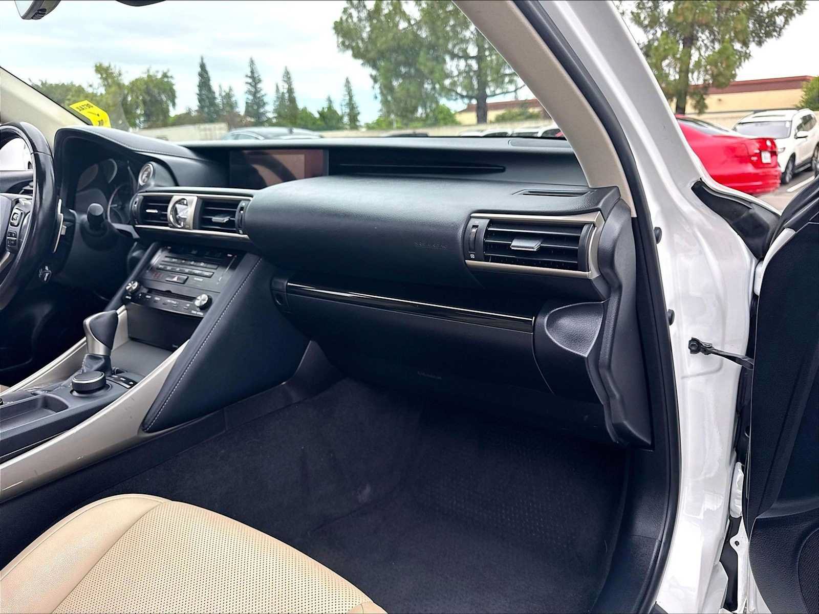 Used 2017 Lexus IS 200t RWD image 18