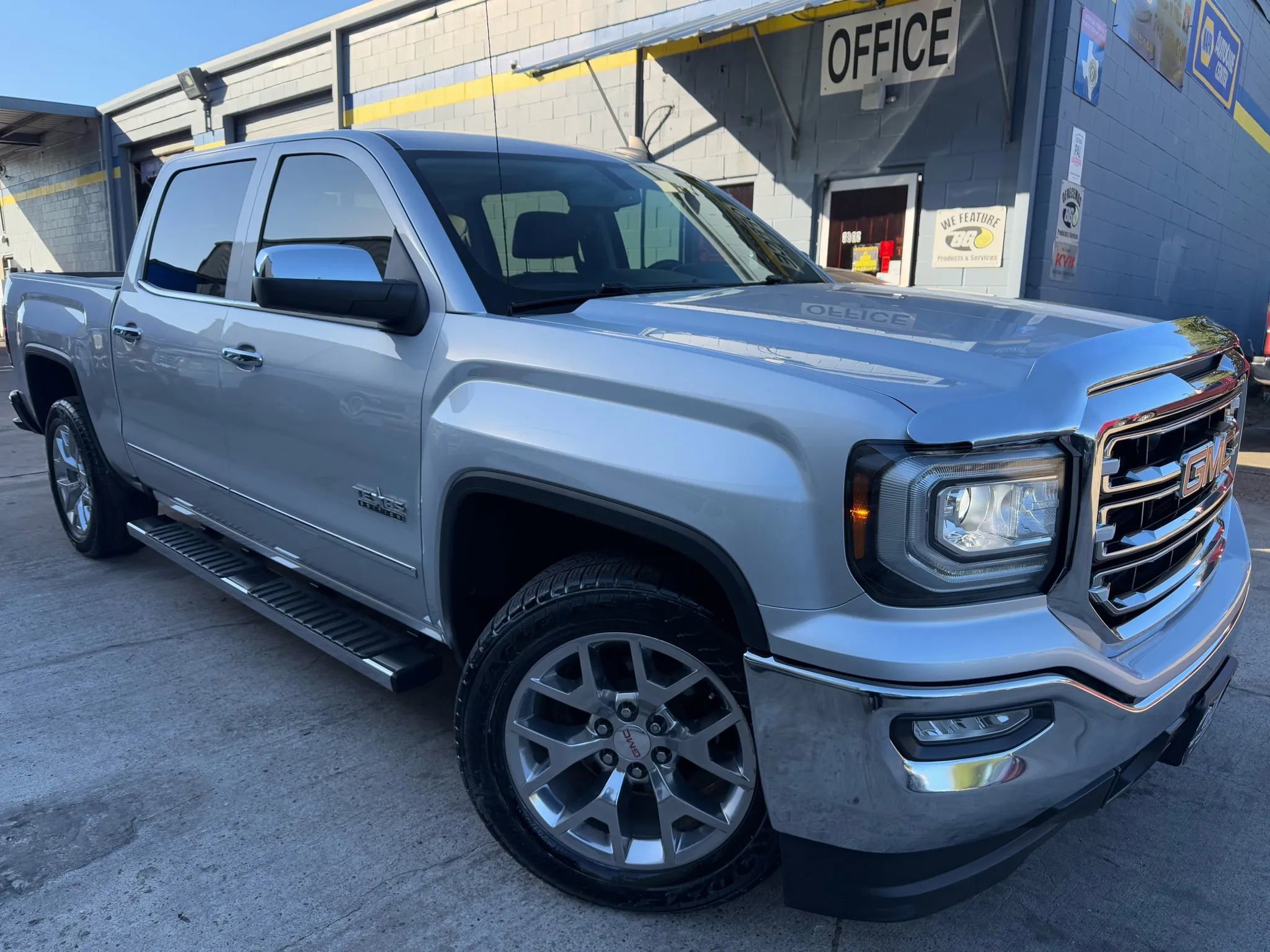 Used 2018 GMC Sierra 1500 SLT w/ Texas SLT Premium Package