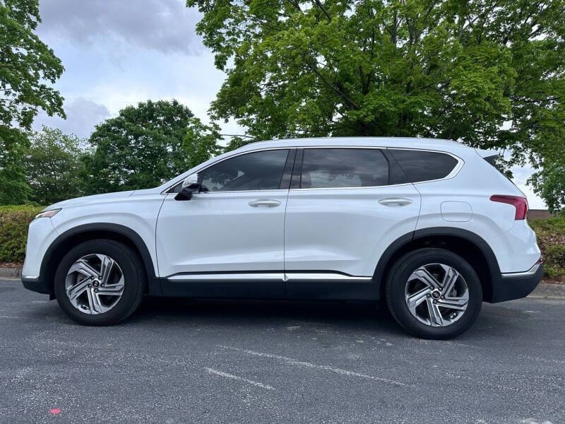 Used 2021 Hyundai Santa Fe SEL w/ Convenience Package FWD image 5