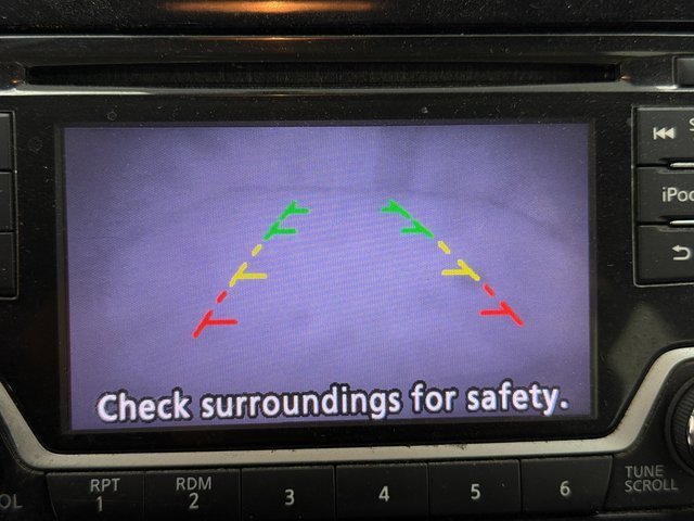 Used 2017 Nissan Versa SV w/ SV Special Edition Package image 15