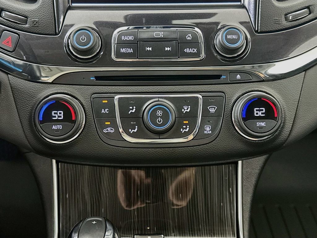Used 2017 Chevrolet Impala Premier FWD image 19
