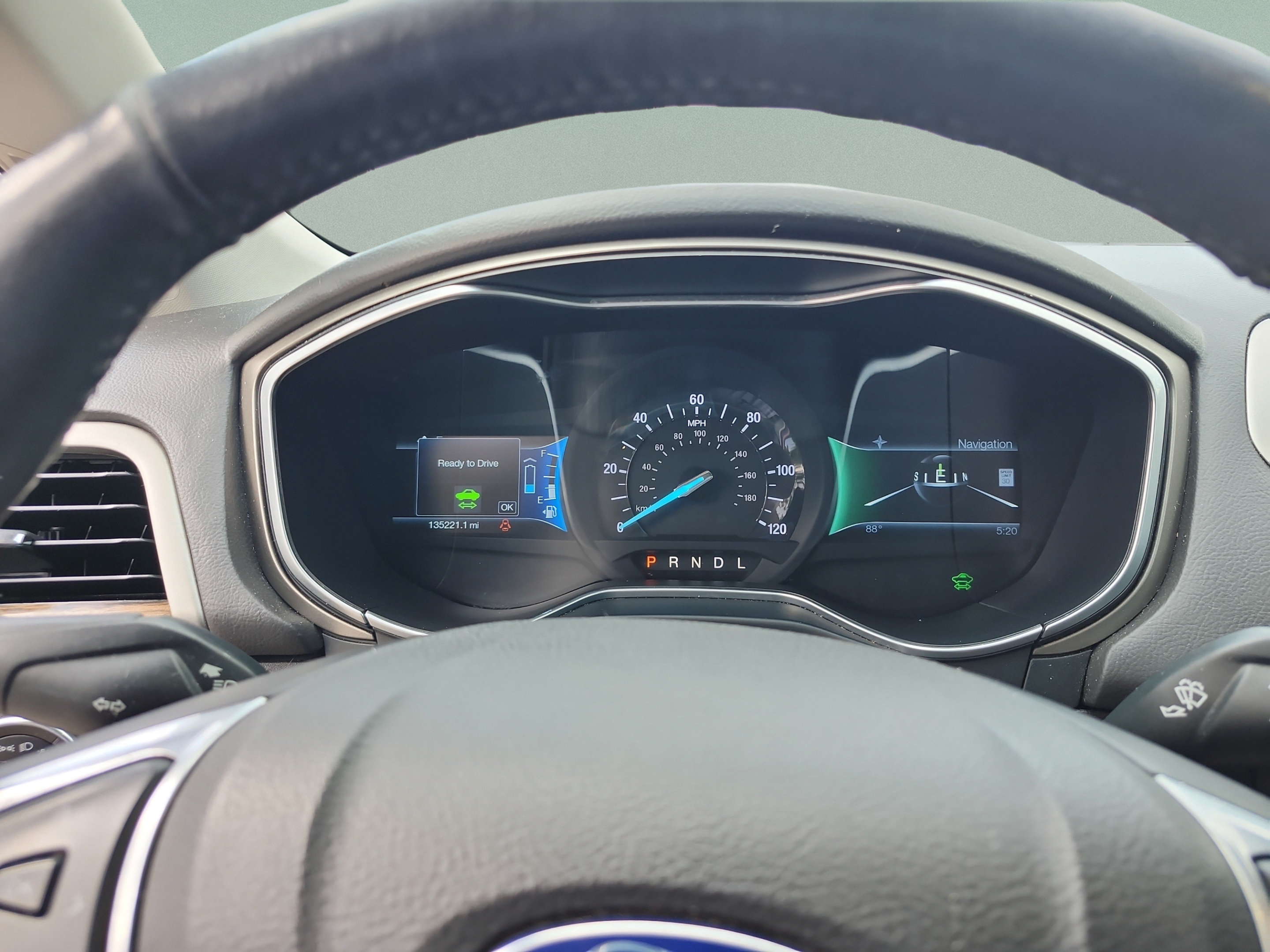 Used 2014 Ford Fusion SE w/ Equipment Group 502A FWD image 10