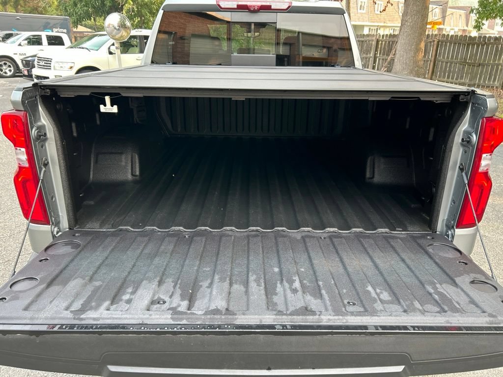 Used 2023 Chevrolet Silverado 1500 LTZ w/ Technology Package AWD/4WD image 31