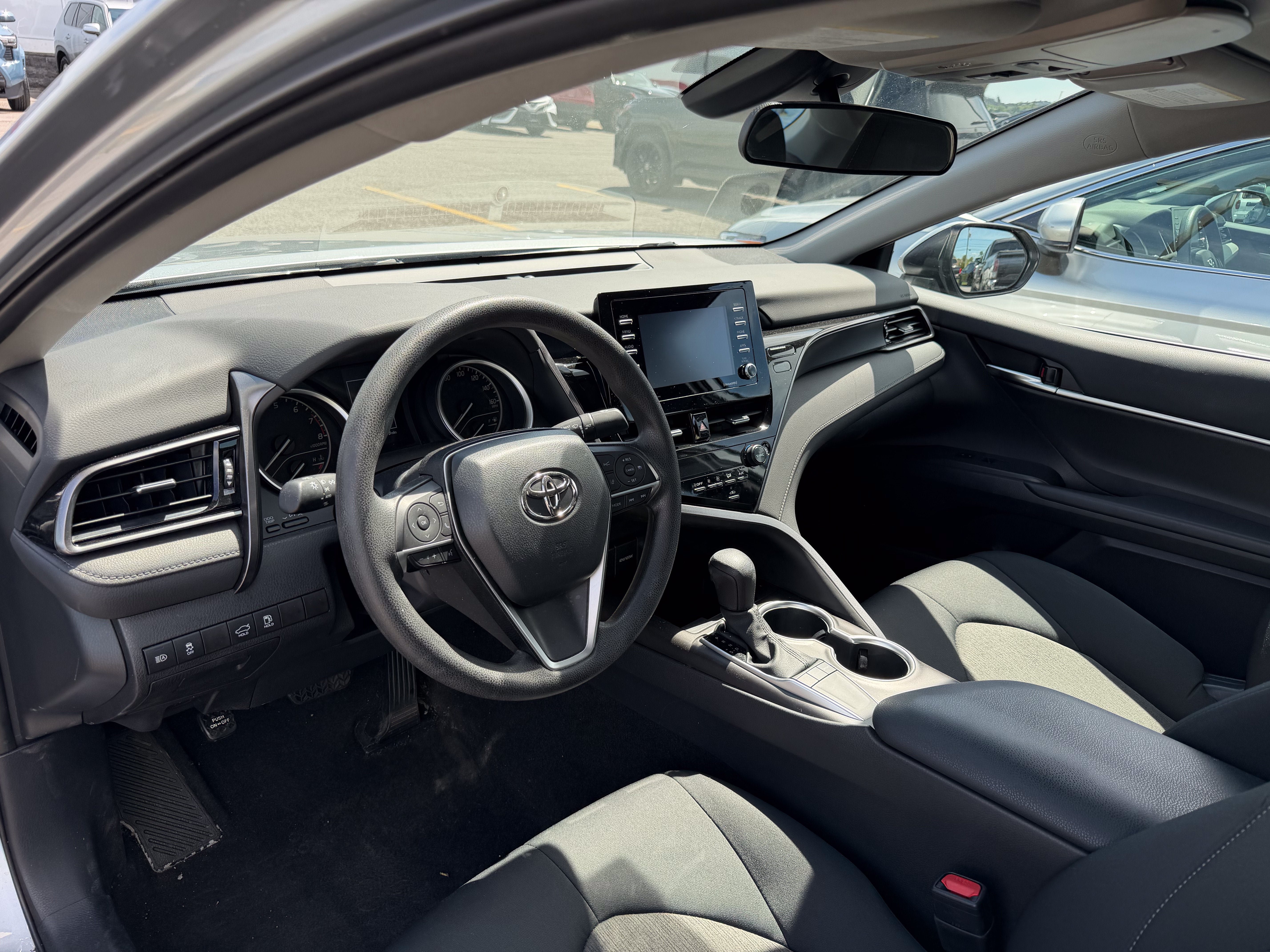 Used 2023 Toyota Camry LE FWD image 7