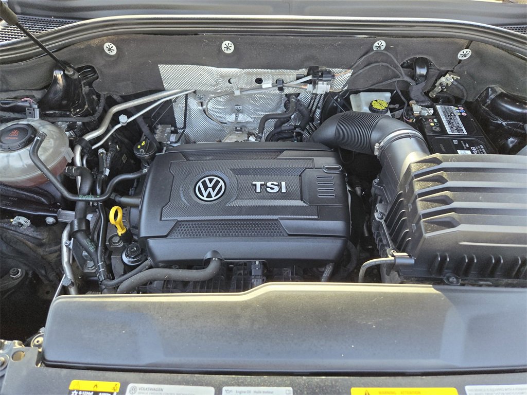 Used 2022 Volkswagen Atlas Cross Sport SE image 32