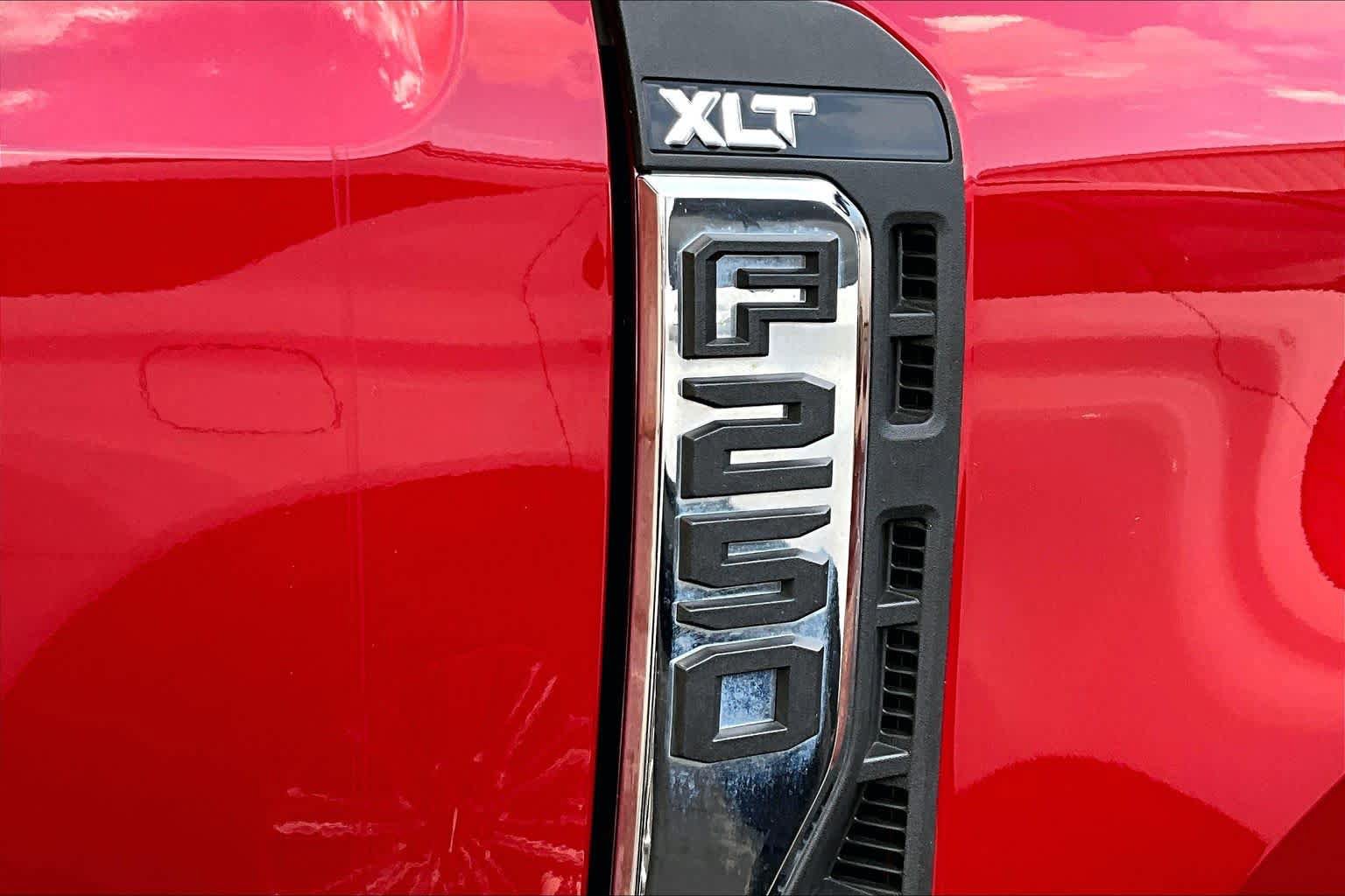 Used 2023 Ford F250 XLT w/ 360-Degree Camera Package AWD/4WD image 12