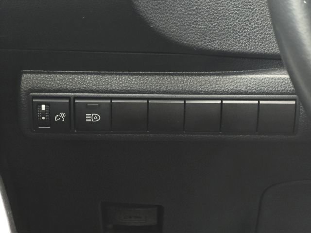 Used 2021 Toyota Corolla SE image 18