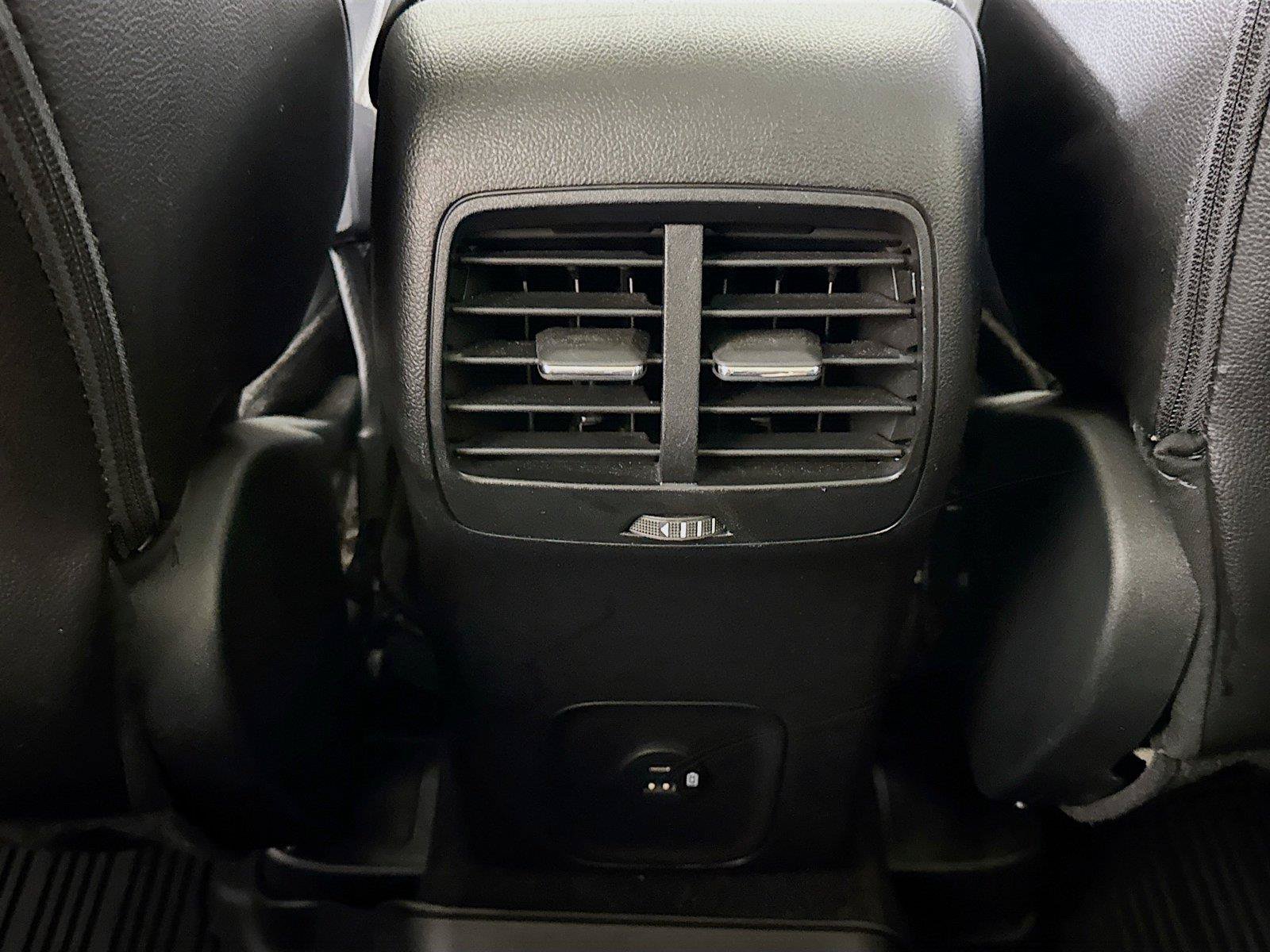 Used 2022 Ford Escape SEL w/ Technology Package AWD/4WD image 23