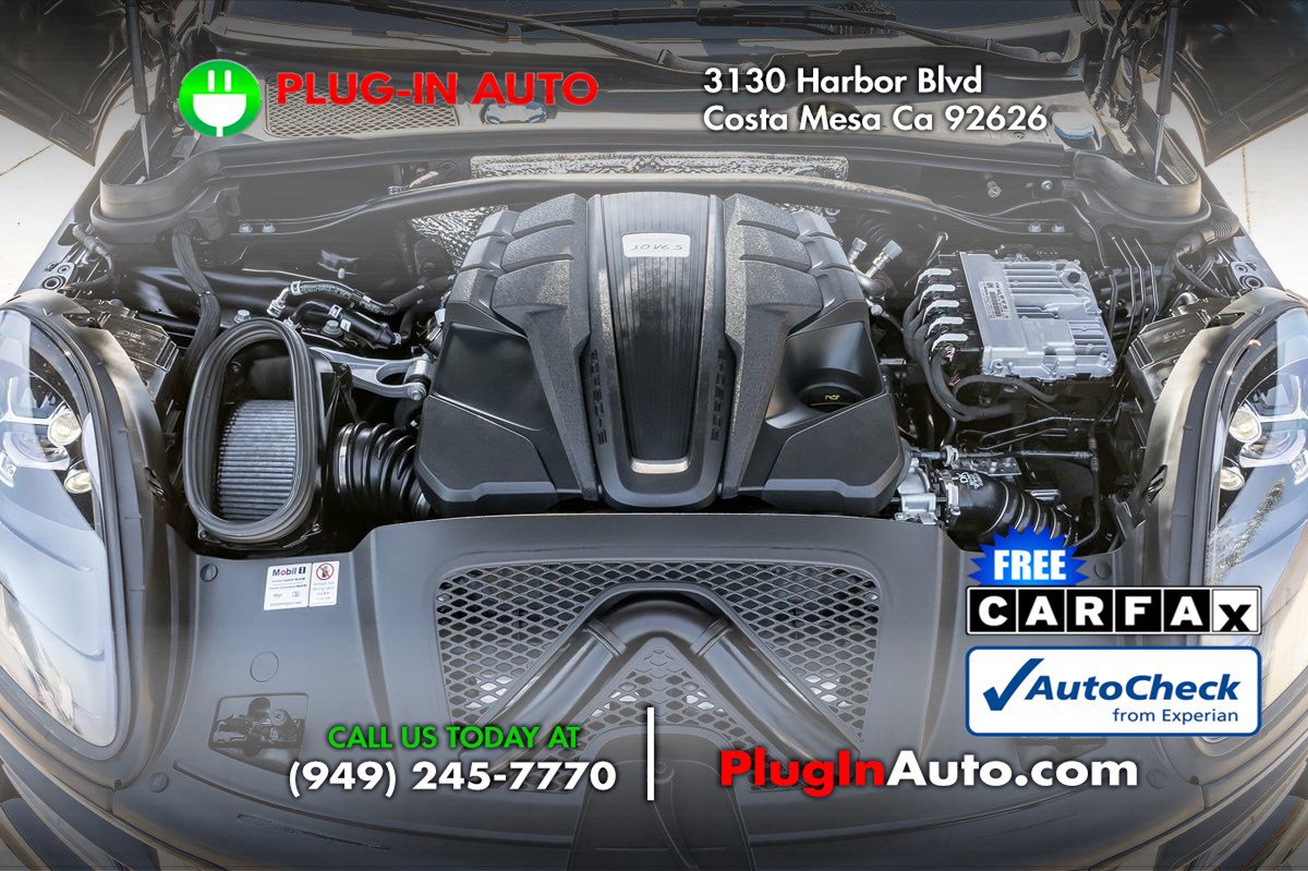 Used 2021 Porsche Macan S AWD/4WD image 13