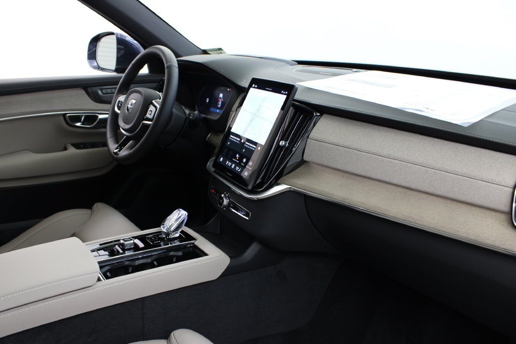 New 2026 Volvo XC90 T8 Ultra w/ Protection Package Premier AWD/4WD image 27
