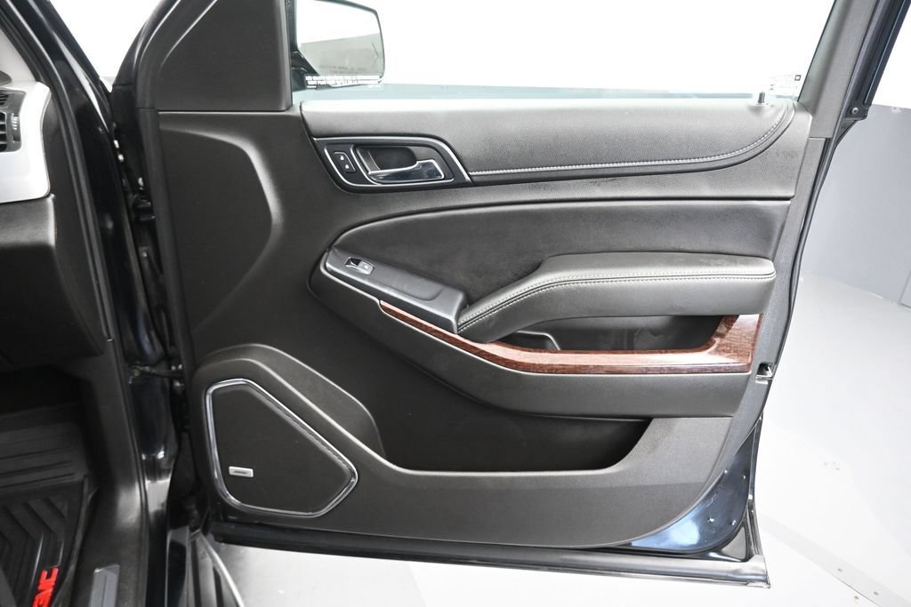 Used 2018 GMC Yukon SLT AWD/4WD image 50