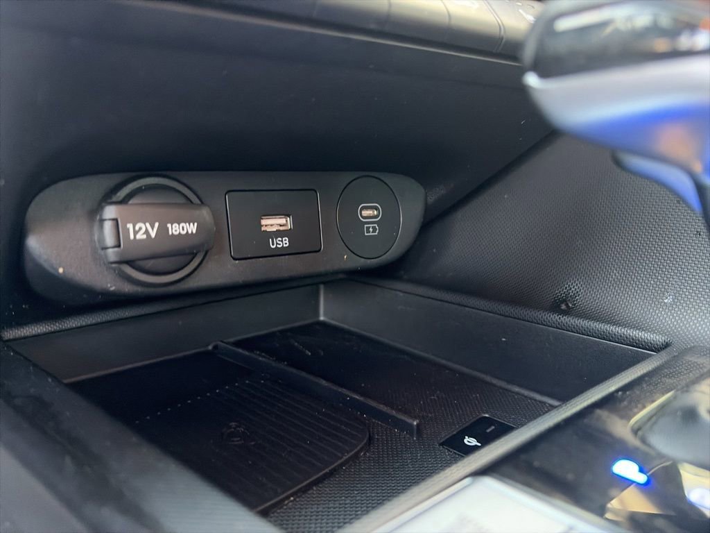 Used 2024 Hyundai Elantra SEL w/ Convenience Package image 18