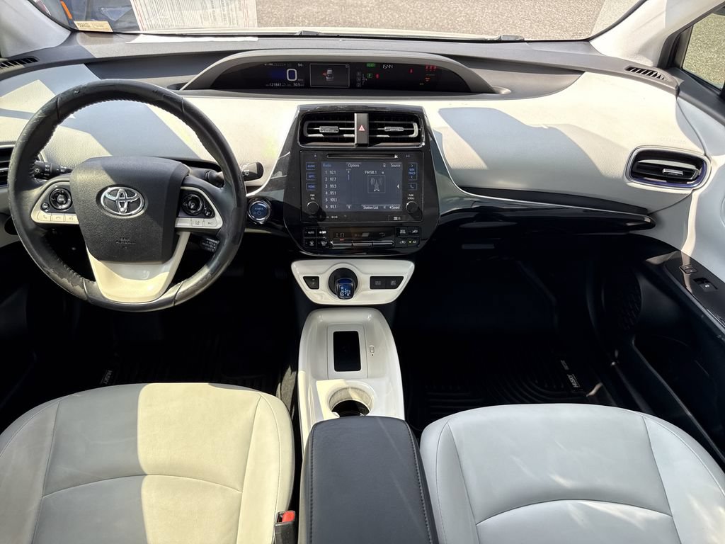 Used 2017 Toyota Prius Three Touring FWD image 14