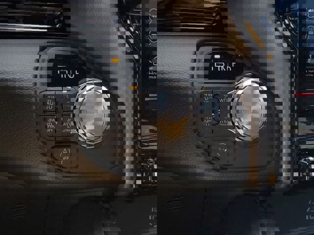 New 2026 RAM 1500 Laramie AWD/4WD image 35