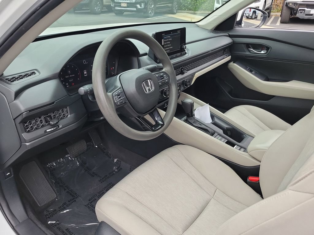 Certified 2023 Honda Accord LX image 16