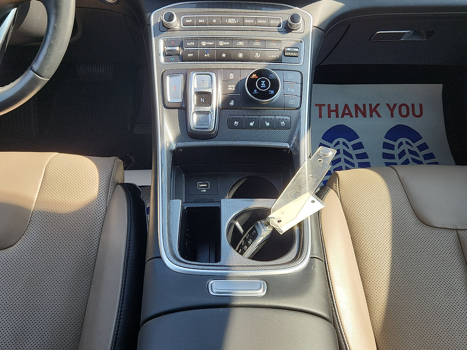 Used 2022 Hyundai Santa Fe Limited AWD/4WD image 19