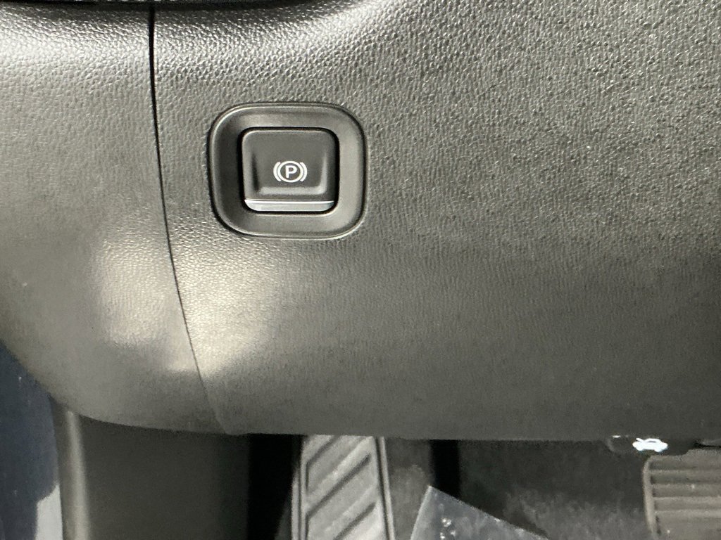 Used 2022 GMC Sierra 1500 SLT image 42