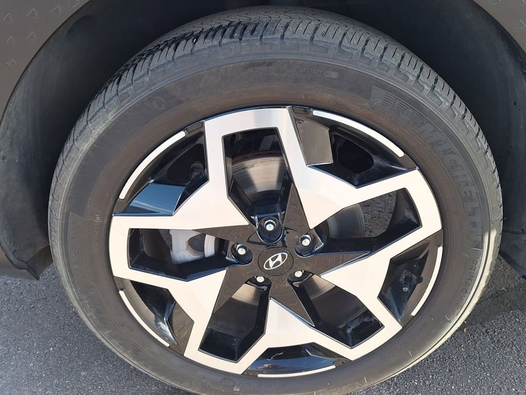 Certified 2023 Hyundai Santa Cruz Limited w/ Cargo Package image 32