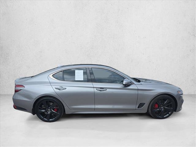 Used 2022 Genesis G70 3.3T RWD image 6