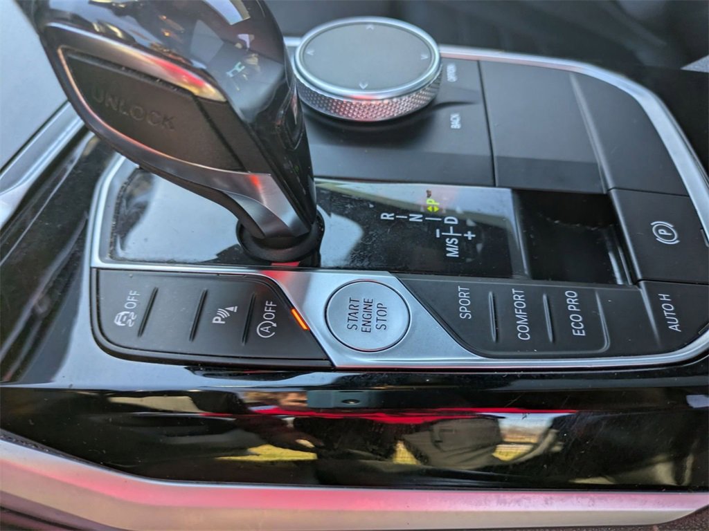 Used 2019 BMW 330i xDrive Sedan w/ Convenience Package image 15