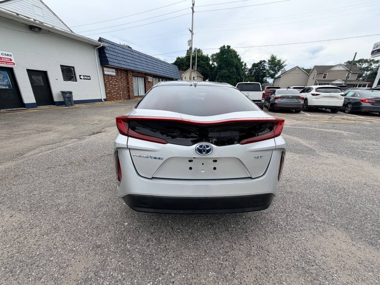 Used 2020 Toyota Prius Prime XLE FWD image 28