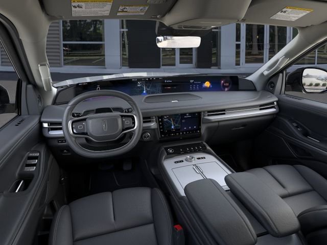 New 2026 Lincoln Navigator L Premier AWD/4WD image 9