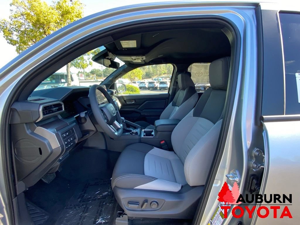 New 2026 Toyota Tacoma TRD Off-Road w/ TRD Off Road Upgrade Package AWD/4WD image 28