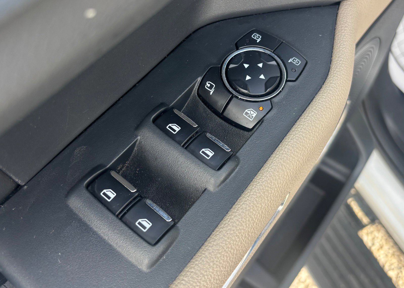 Certified 2023 Ford Expedition Max Limited image 34