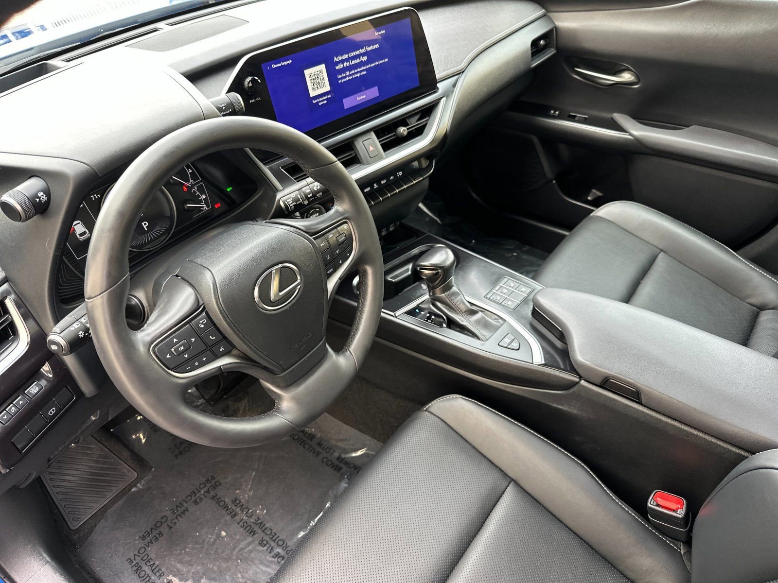 Used 2024 Lexus UX 250h FWD w/ Premium Package image 10