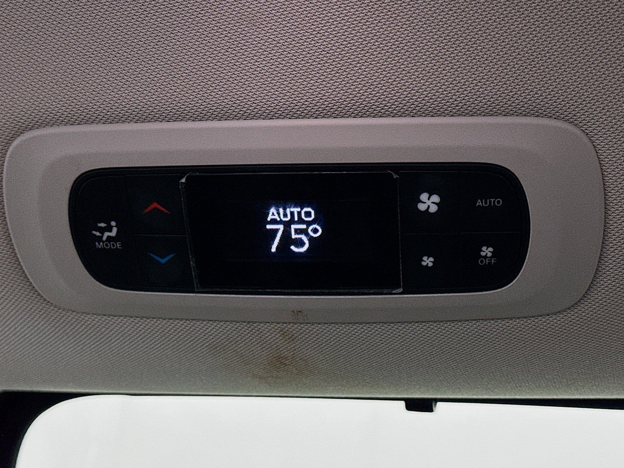 Used 2023 Chrysler Pacifica Touring-L image 25