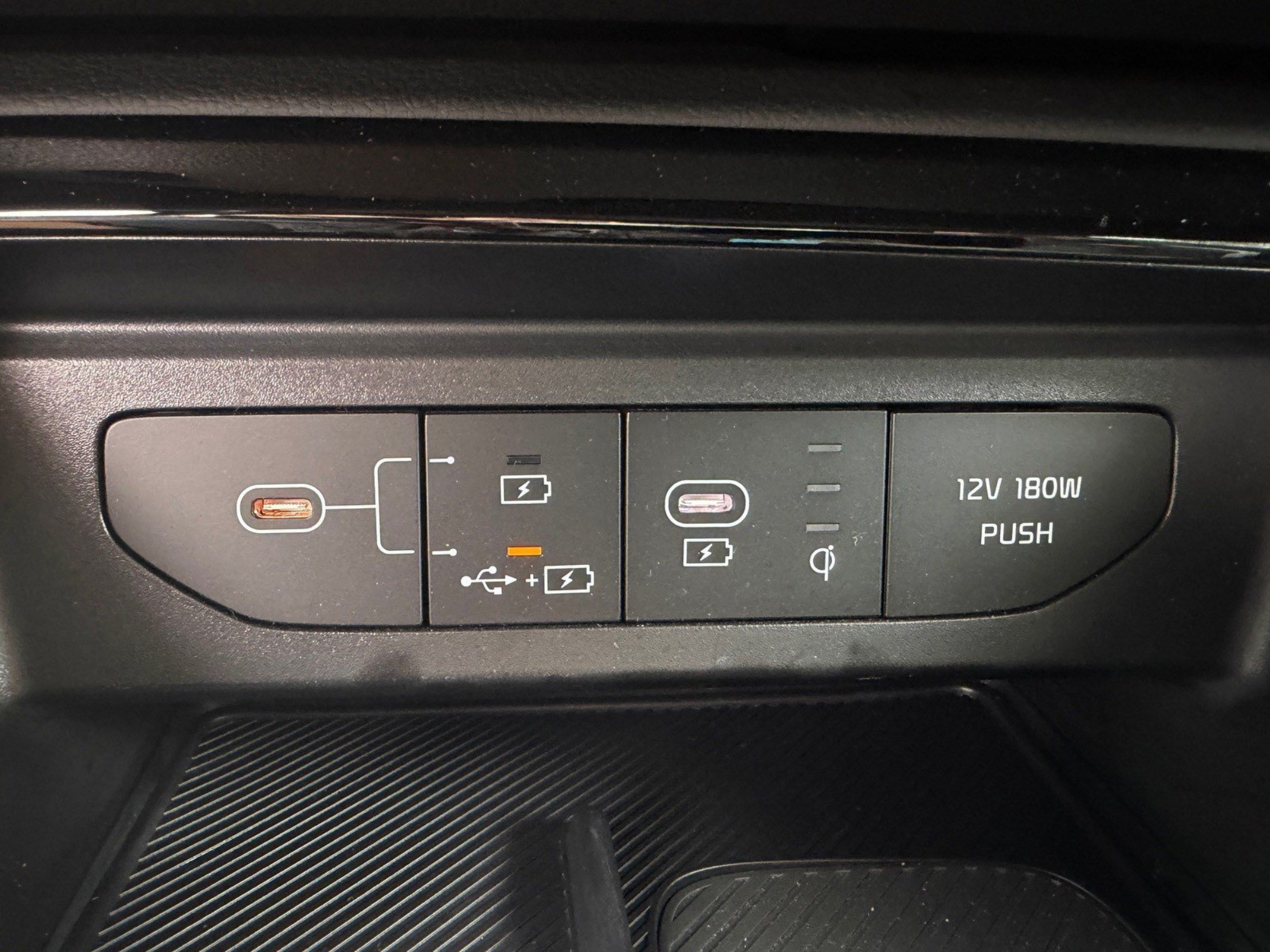 Certified 2025 Kia K5 GT-Line AWD/4WD image 31