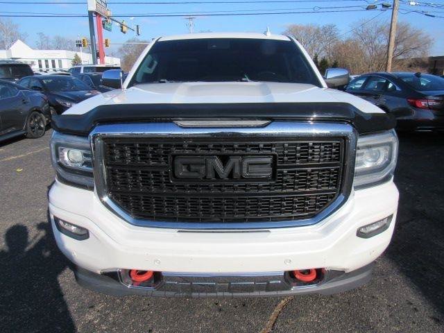 Used 2016 GMC Sierra 1500 Denali w/ Enhanced Driver Alert Package AWD/4WD image 2