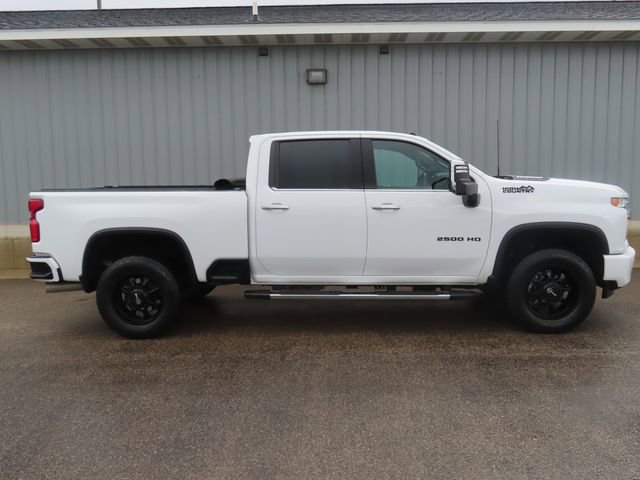 Used 2022 Chevrolet Silverado 2500 High Country AWD/4WD image 2