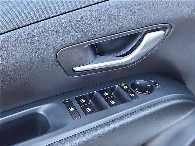 Used 2026 Hyundai Santa Cruz SE FWD image 11